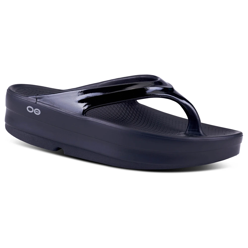 OOFOS OOmega OOlala Black Sandal (Women's) 2 OOFOS OOmega OOlala Black Sandal (Women's) - Image 2