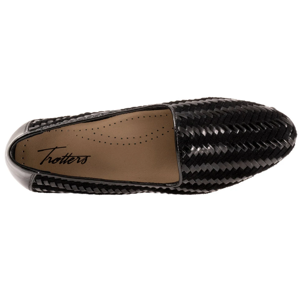 Trotters Liz III Slip-On Black/Black Patent (Women's) 7 Trotters Liz III Slip-On Black/Black Patent (Women's) - Image 7